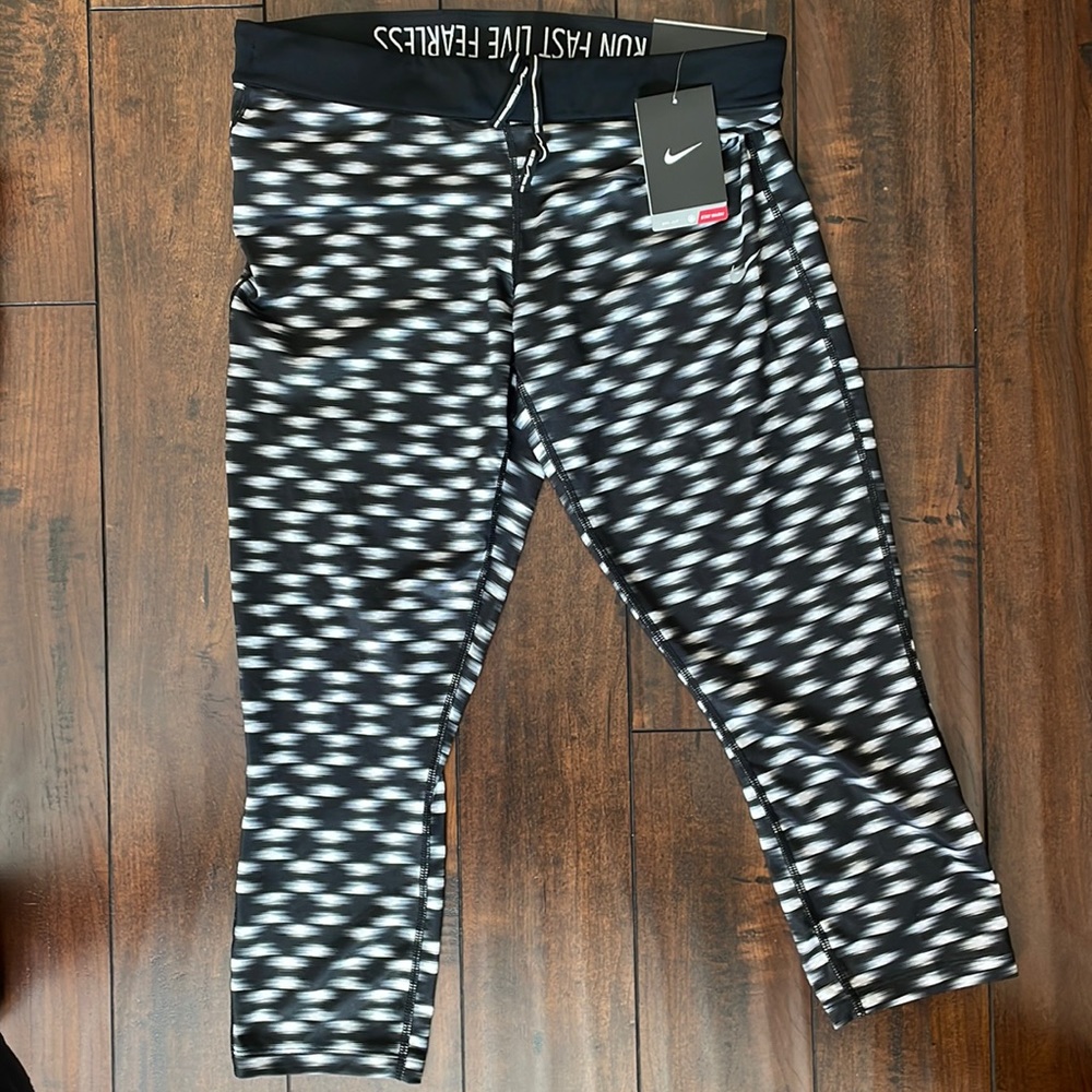 Nike relay right fit leggings